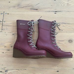 Tretorn Lace-Up Heeled Wedge Rain Boot Size 39